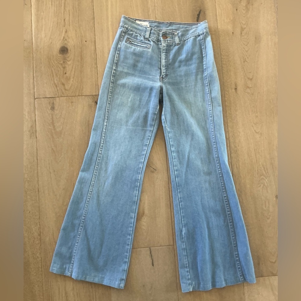 Vintage Light Blue Flare Jeans - size 27